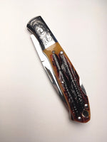 Hand Engraving on Fine Gentleman's Pocket Knife in Black Sheath